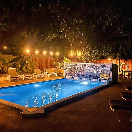 The Dive Hut - Boutique Apartments Kralendijk  Luaran gambar